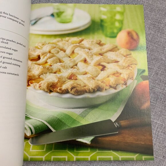 Susan Mallerys Fools Gold Cookbook: A Love Story Told Through 150 Recipes - Picture 2 of 7